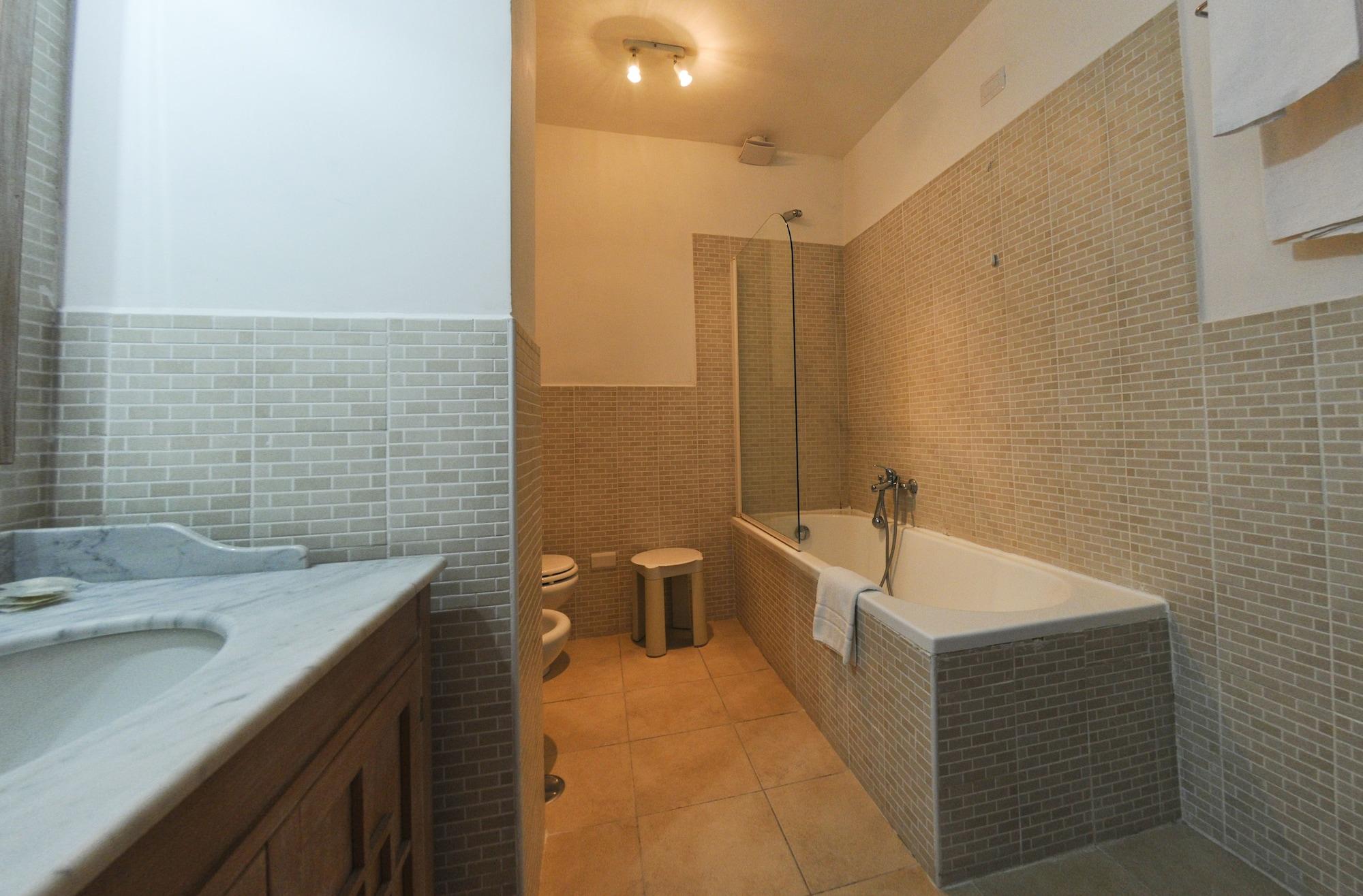 צ'יוויטווקיה Hotel Mediterraneo מראה חיצוני תמונה